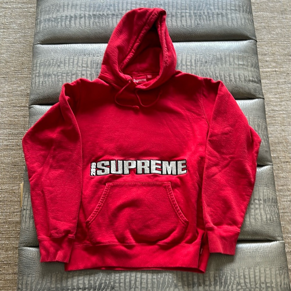 Authentic 2019 Supreme Sweatshirt in medium